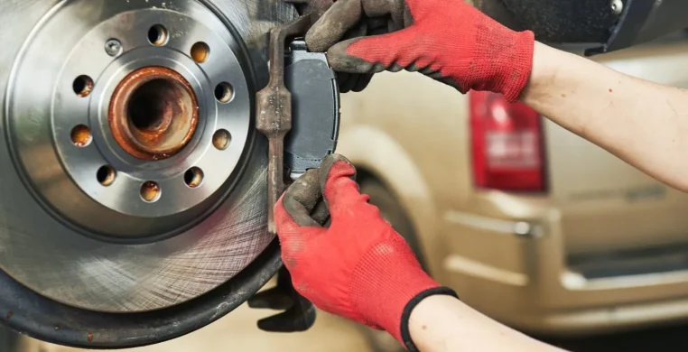brake_pad_replacement_1-1920x700
